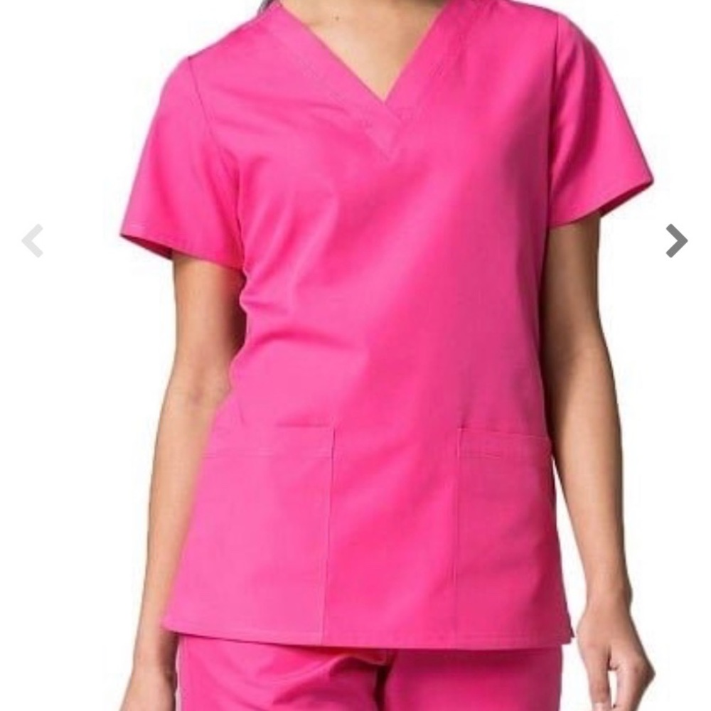 Women’s Pink Scrub Top & Pants *Brand new w/ tags*